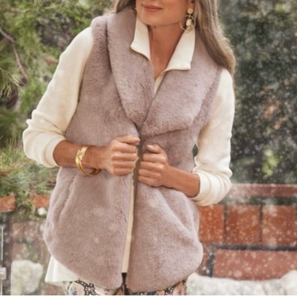 Soft Surroundings Jackets & Blazers - Soft Surroundings Faux Fur Plush Vest MEDIUM Mauve Cozy Lodge